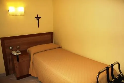 La Casa Di Nazareth Rome